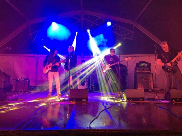 Comenzó en la tarde de ayer en Alcantarilla el primer BRUJOFEST hasta el lunes próximo 1 de mayo, doce conciertos, feria de la cerveza, seis caravanas de food truck y la final del concurso Bruja Pop - 3, Foto 3