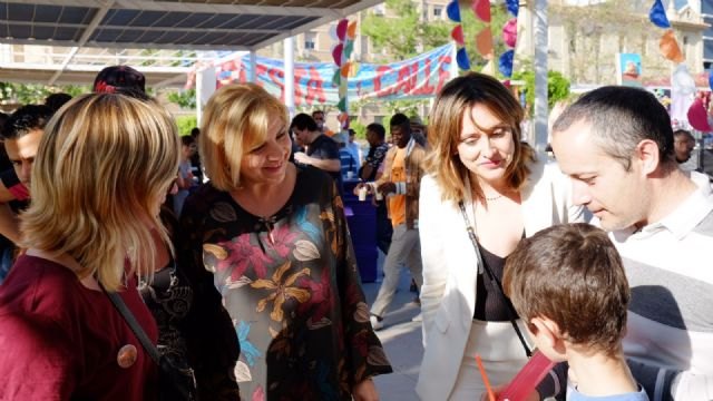 La Comunidad financia con más de 67 millones de euros el apoyo a familias en riesgo de exclusión - 2, Foto 2