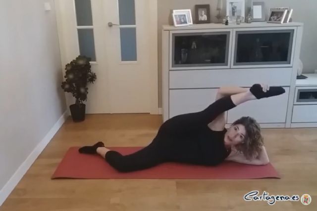 Ejercicios de flexibilidad de la mano de Deporte en Casa, no pierdas el ritmo´ - 1, Foto 1