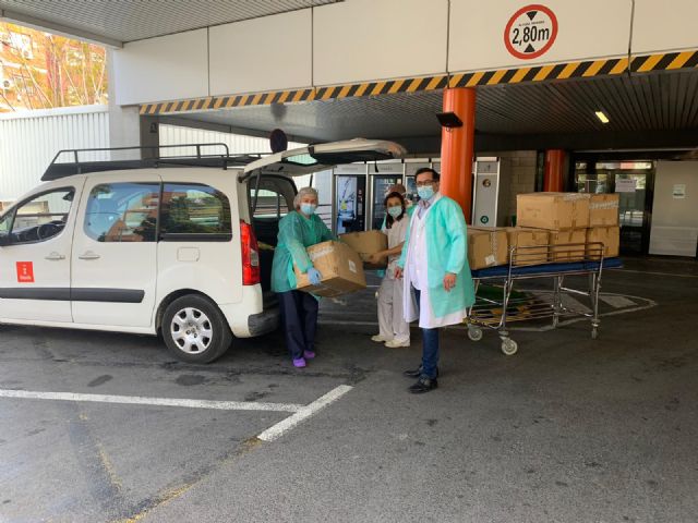 El Ayuntamiento agradece a Traving Fortuna, Forjumi y Especias La Fama la aportación de material sanitario de protección - 2, Foto 2