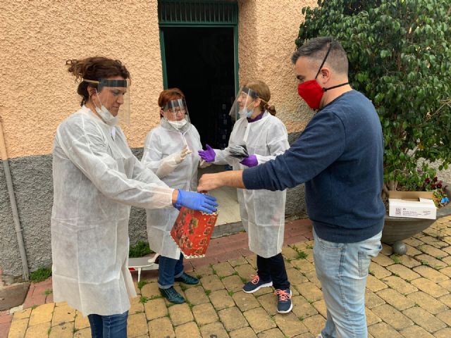 El Ayuntamiento agradece a Traving Fortuna, Forjumi y Especias La Fama la aportación de material sanitario de protección - 3, Foto 3