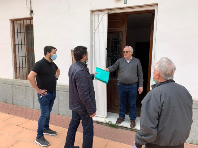 El Ayuntamiento agradece a Traving Fortuna, Forjumi y Especias La Fama la aportación de material sanitario de protección - 5, Foto 5