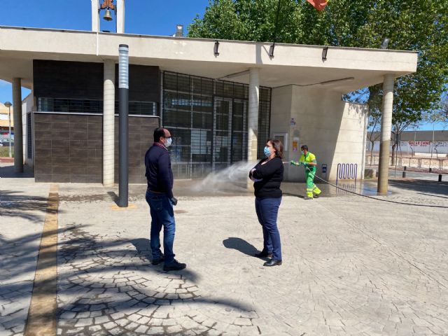 Continúan las labores de limpieza y desinfección en espacios públicos - 2, Foto 2