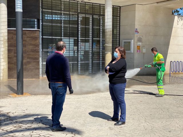 Continúan las labores de limpieza y desinfección en espacios públicos - 3, Foto 3