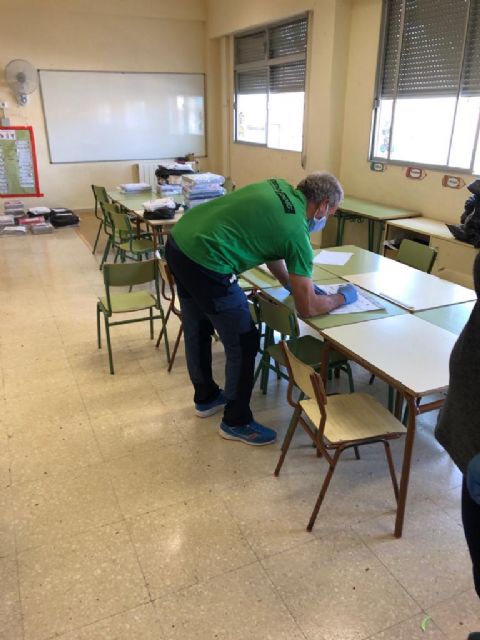 Reparto libros a los alumnos para avanzar en el tercer trimestre - 4, Foto 4