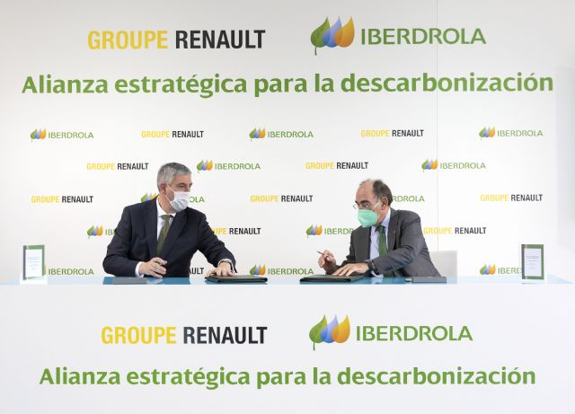 Grupo Renault sella una alianza con Iberdrola para alcanzar la huella de carbono cero en sus fábricas - 1, Foto 1