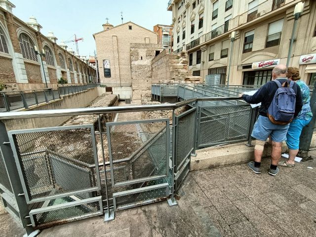 Huermur denuncia la pertinaz inundación y la falta de horario de apertura de la muralla de Verónicas - 3, Foto 3
