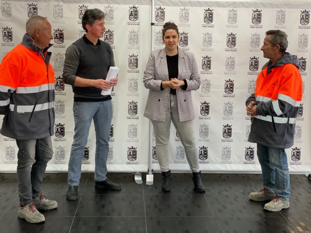 Contratados dos albañiles por el proyecto de Empleo Público Local subvencionado por el SEF - 2, Foto 2