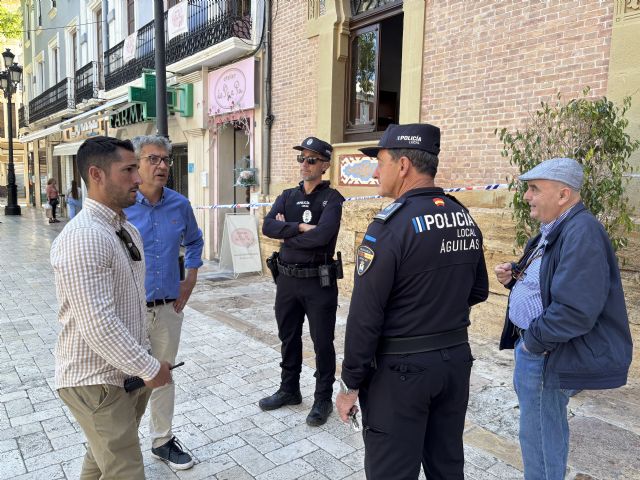 El Ayuntamiento agradece el impecable trabajo de Policía Local, Protección Civil, Guardia Civil, Bomberos, Servicios Sociales y Cruz Roja durante las horas del apagón - 3, Foto 3