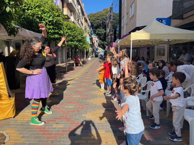 Librerías y autores se dan cita en la Feria del Libro - 3, Foto 3