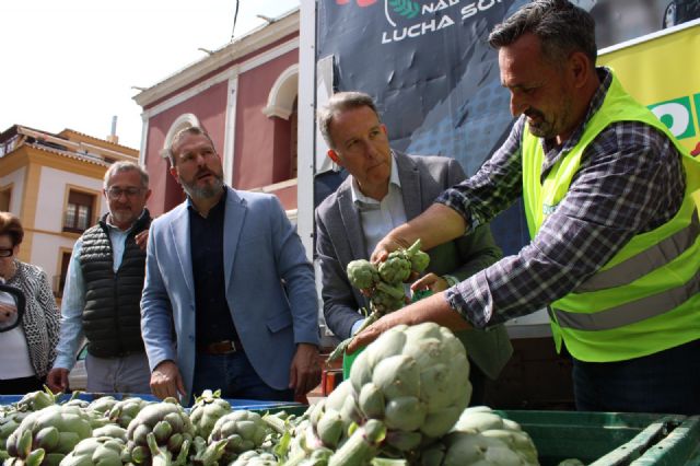 El alcalde reivindica a los agricultores lorquinos como auténtica Marca Espa&ntilde;a porque crean empleo y producen los alimentos más seguros y de mayor calidad de todo el mundo - 4, Foto 4