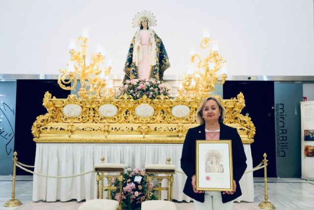 El Paso Blanco hace entrega al Papa León XIV de un cuadro de la Virgen de la Amargura como testimonio de fe y devoción de Lorca - 3, Foto 3