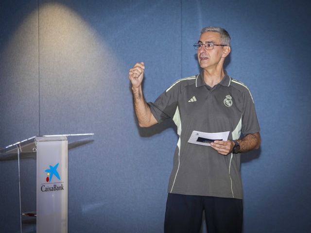 CaixaBank y revista Élite Murcia ponen en valor el papel del deporte en la sostenibilidad en su tercer foro conjunto - 3, Foto 3