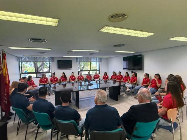 El Ayuntamiento de Murcia reconoce al Real Murcia Femenino tras conseguir el ascenso a Segunda RFEF - 4, Foto 4