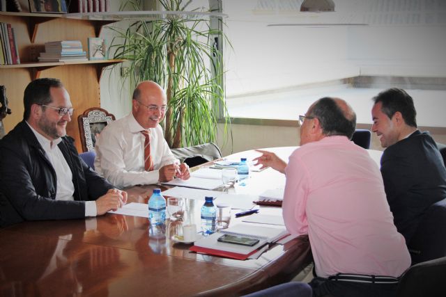 La Comunidad y la Federación de municipios fijan líneas de trabajo para garantizar los mismos servicios a todos los ciudadanos - 1, Foto 1