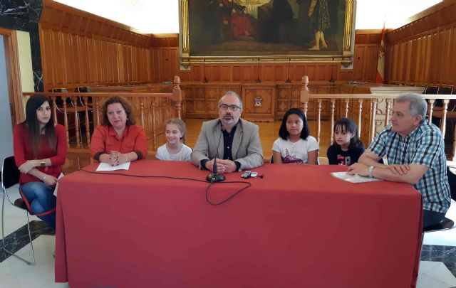 El colegio Cervantes participa en el proyecto ‘Embarka’ de fomento de la cultura emprendedora - 1, Foto 1