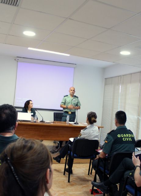 La Guardia Civil se forma en unas jornadas multidisciplinares pioneras en materia de Violencia de Género - 1, Foto 1