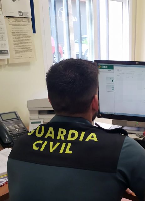 La Guardia Civil detiene en Lorca a una persona dedicada a cometer estafas - 1, Foto 1