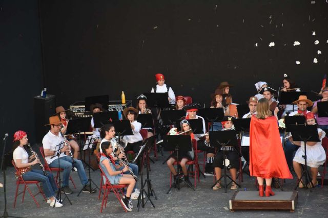 La Banda de Música Juvenil de Calasparra presenta a sus nuevos miembros en un concierto de película - 2, Foto 2