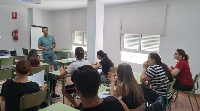 Comienza el proyecto Medina Siyasa para la inserción sociolaboral en la comarca de la Vega Alta - 1, Foto 1