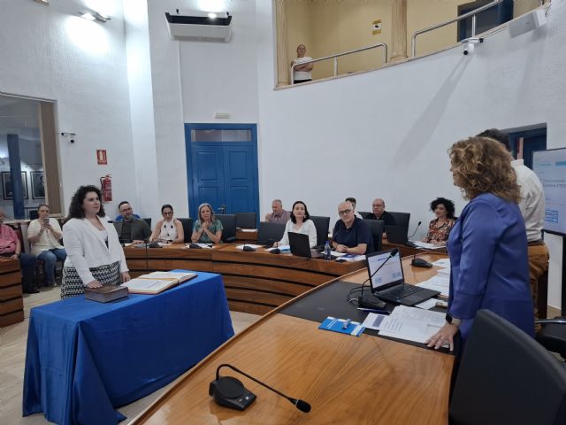 Visto bueno del Pleno a establecer como festivos locales para 2026 el 29 de mayo y el 15 de septiembre - 1, Foto 1