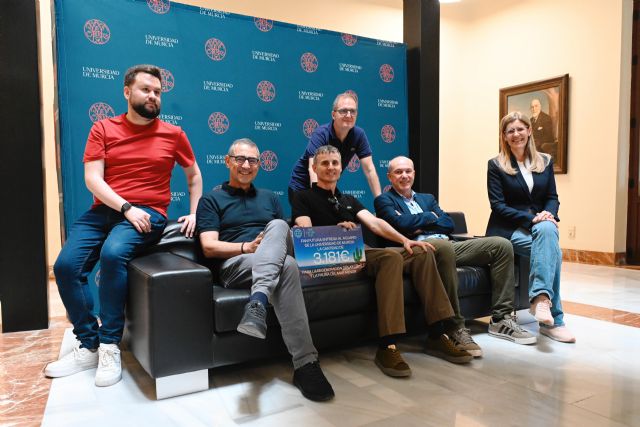 El Acuario de la UMU recibe una donación del Fan Futura Fest que dedicará al proyecto de recuperación de la nacra - 1, Foto 1