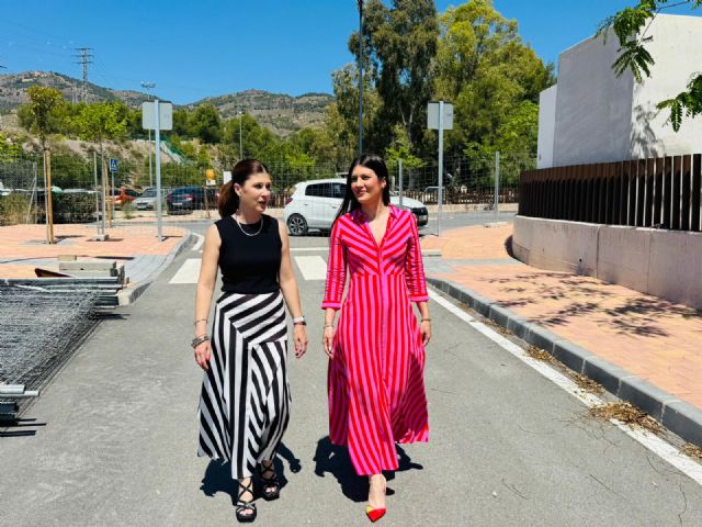 Se abre al público el nuevo vial en el barrio de La Vi&ntilde;a, dentro de la actuación del PERI - 5, que avanza con la recepción de las obras de Urbanización - 2, Foto 2