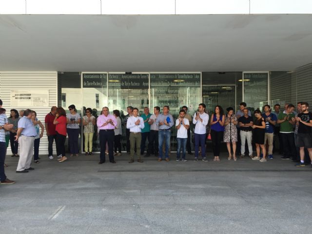 Vecinos de Torre-Pacheco muestran su más rotunda condena a los atentados de Turquía - 1, Foto 1