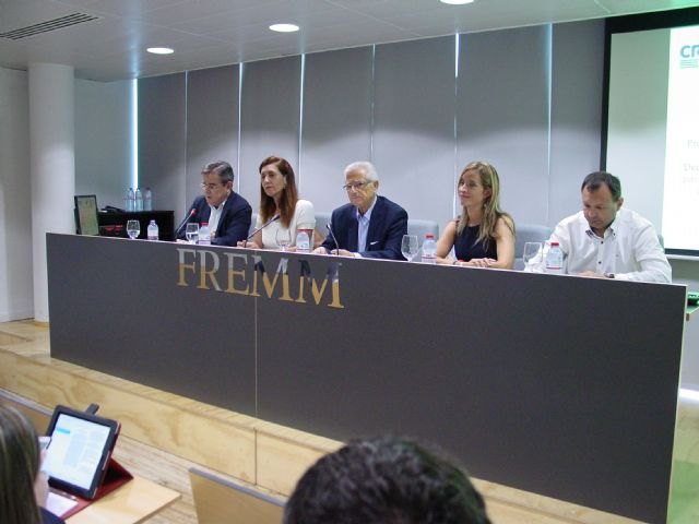 Calidad Ambiental expone al sector del metal el nuevo Decreto-ley de medidas para la simplificación de los trámites administrativos - 1, Foto 1