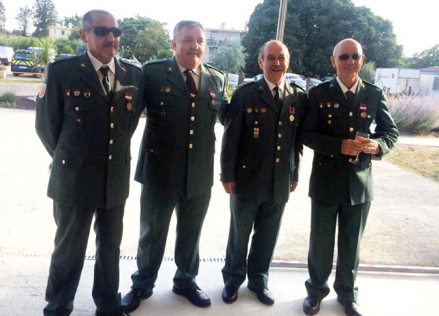 Cuatro guardias civiles de Murcia, condecorados en Francia - 1, Foto 1