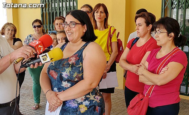 Video-denuncia del AMPA del Colegio Comarcal Deitania sobre deficiencias en las instalaciones del centro así como la presencia de cucarachas, Foto 3