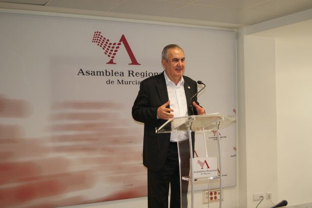 González Tovar: La política del PP en materia de agua no es líquida sino una burbuja gaseosa, llena de  mentiras y humo - 1, Foto 1