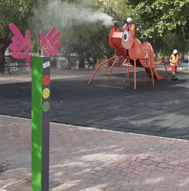 Cieza amplía las tareas de desinfección a los juegos de los parques infantiles - 1, Foto 1