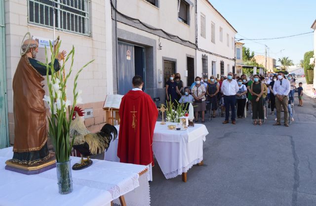 El barrio torreño de San Pedro celebra la onomástica de su patrón con una misa - 1, Foto 1