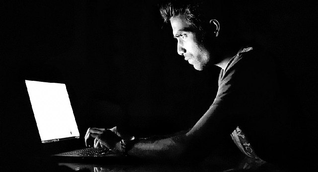 ¿Planeas teletrabajar este verano? Seis claves para evitar ataques cibernéticos (estés donde estés) - 1, Foto 1