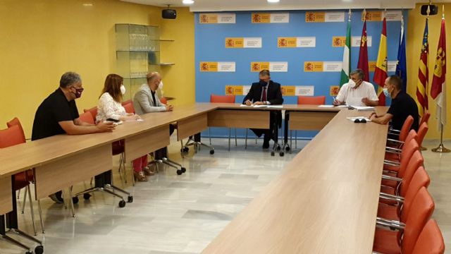 El alcalde de Molina de Segura se reúne con el presidente de la Confederación Hidrográfica del Segura para analizar la situación administrativa de los proyectos de las ramblas urbanas y las EDAR - 3, Foto 3
