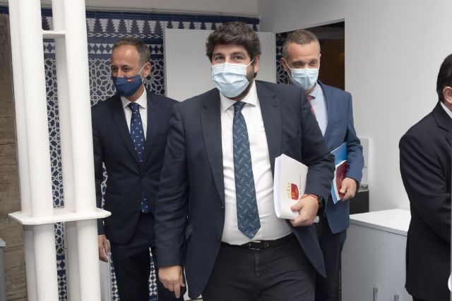 López Miras anuncia la vacunación de menores de 30 desde agosto, nuevas bajadas de impuestos y la creación de una Agencia Digital - 3, Foto 3