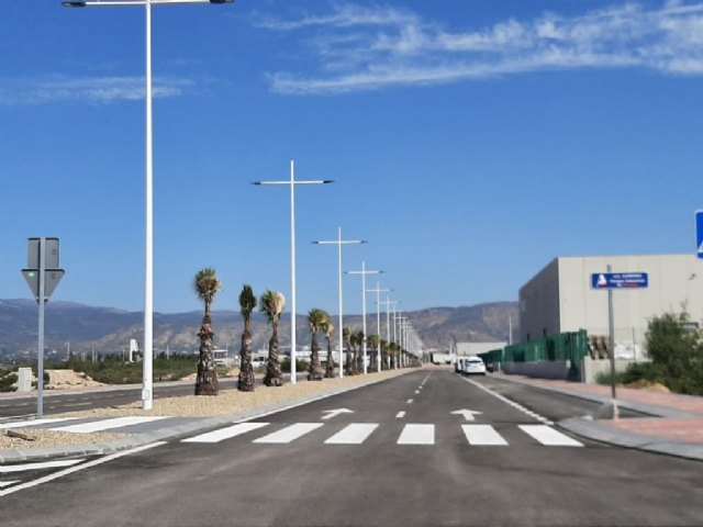 Abiertas al tráfico las calles que forman parte de la 4º fase de urbanización del plan parcial El Valle - 1, Foto 1