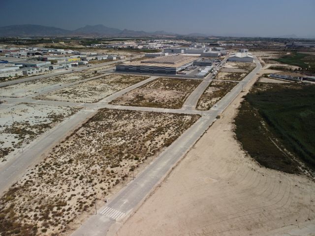 El Ayuntamiento invertirá más de 140.000 euros en obras de mejora y adecuación en los polígonos industriales - 1, Foto 1