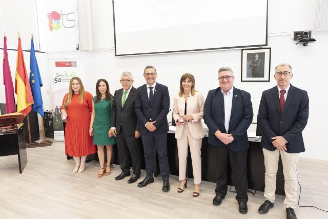 Prudencio José Riquelme renueva mandato como decano de la facultad de Ciencias del Trabajo de la UMU - 1, Foto 1