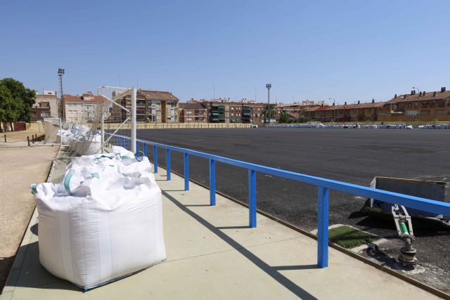 Deportes lleva a cabo actuaciones de mejora en pabellones y campos de fútbol de pedanías por valor de cerca de dos millones y medio de euros - 1, Foto 1