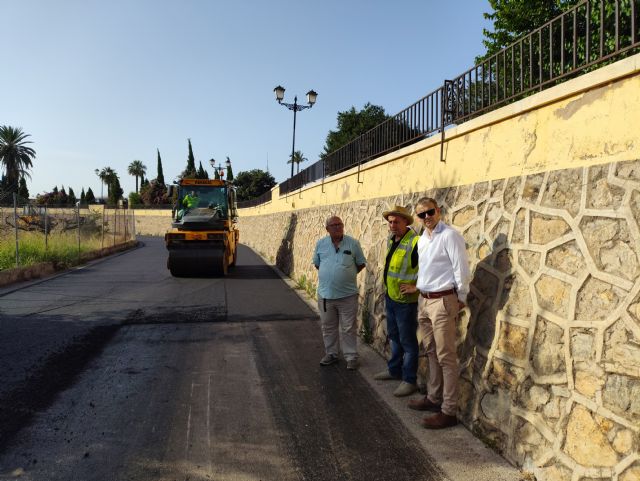 El Ayuntamiento renueva más de 2.200 m² del firme de calzada en La Arboleja, mejorando la seguridad de usuarios - 2, Foto 2