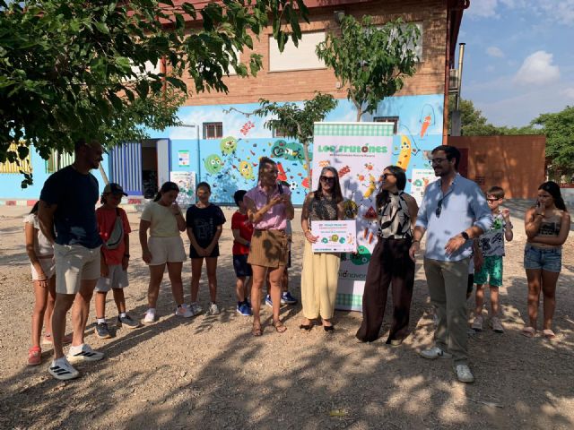 Colectividades Antonia Navarro entrega un rocódromo al CEIP Virgen de la Fuensanta de La Alberca, ganador del concurso La Canción del Patio Más Saludable - 3, Foto 3