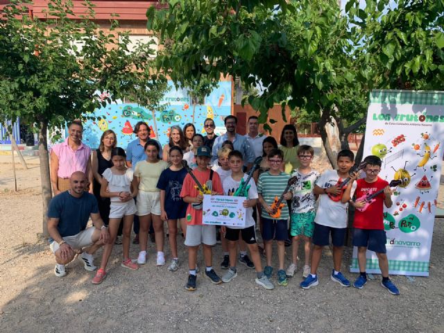 Colectividades Antonia Navarro entrega un rocódromo al CEIP Virgen de la Fuensanta de La Alberca, ganador del concurso La Canción del Patio Más Saludable - 5, Foto 5