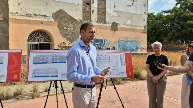 El Ayuntamiento impulsa el futuro Centro Municipal para la Biblioteca de El Palmar con una visita técnica de empresas licitadoras - 4, Foto 4