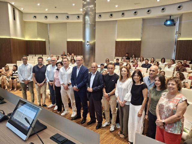 El consejero de Educación asiste a la Asamblea Electoral de Ucoerm, en la que Juan Antonio Pedre&ntilde;o vuelve a ser nombrado presidente - 2, Foto 2