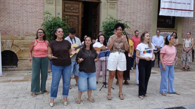 El Ayuntamiento de Águilas conmemora el Día Internacional del Orgullo LGTBIQ+ con un llamamiento a la libertad, la igualdad y el respeto - 2, Foto 2