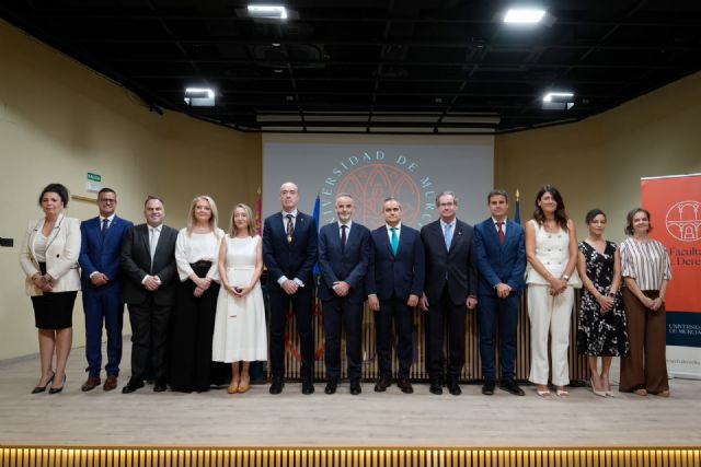 Ignacio González toma posesión como decano de la Facultad de Derecho de la UMU - 2, Foto 2