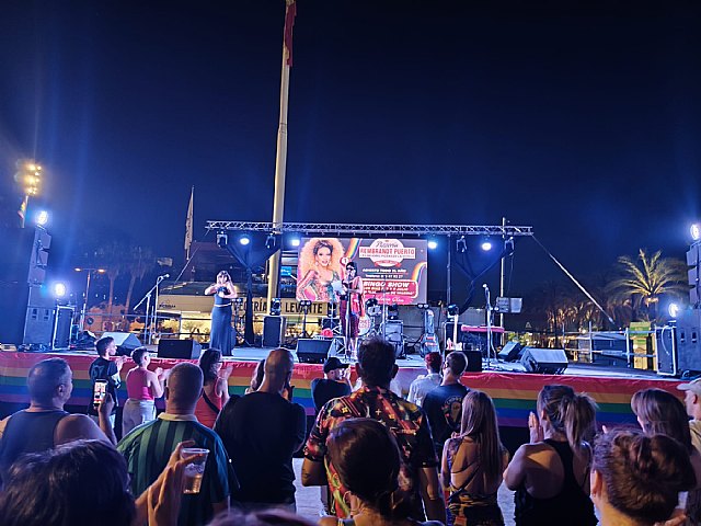 Cartagena reivindica en su mayor manifestación del Orgullo que quiere estar libre de odio y llena de cariño - 5, Foto 5