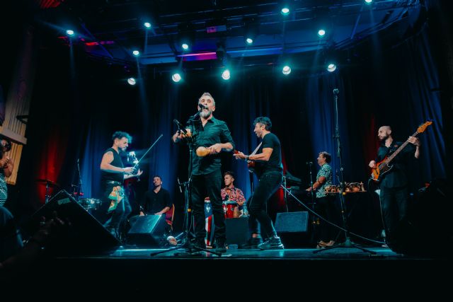 Calle Vapor celebra veinte años de trayectoria con una gira europea y un nuevo homenaje a la salsa romántica - 3, Foto 3
